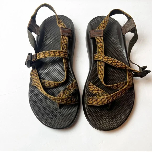 Chaco | Shoes | Chaco Mens Unaweep Z2 Classic Brown Webbing  display picture 2